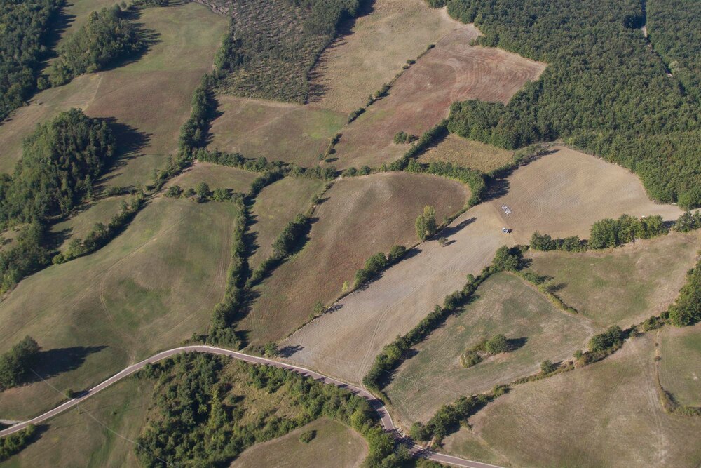 Rekordowe 22,3 mln zł dla Powiatu Częstochowskiego na nowoczesne scalenia gruntów! Kto skorzysta?