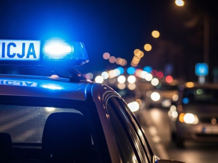 Częstochowa: 64-latek z nielegalnym ładunkiem papierosów, tytoniu i alkoholu w samochodzie