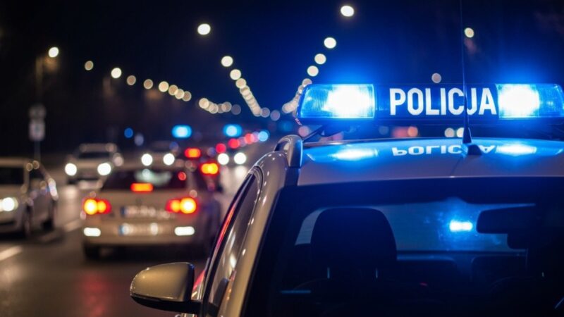 Policja rozbija siatkę sprzedawców podróbek odzieży w Częstochowie
