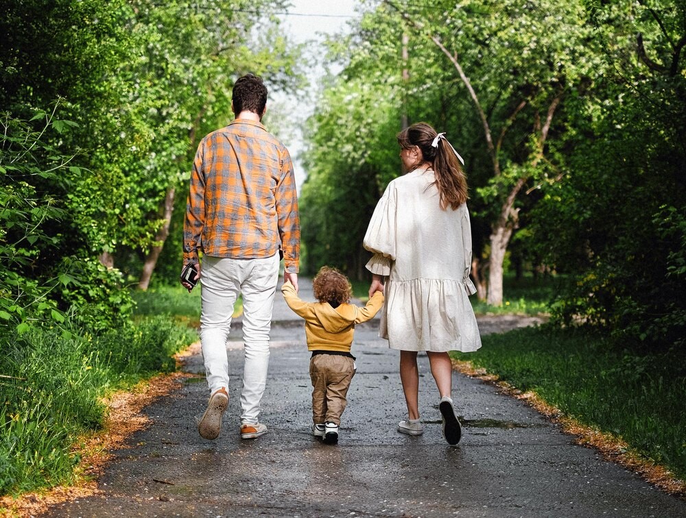 Zrozumieć nastolatka: Klucz do spokojnej rodziny