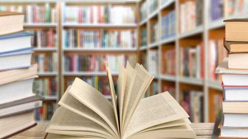 Odkryj magię i mrok na spotkaniu Klubu Książki!