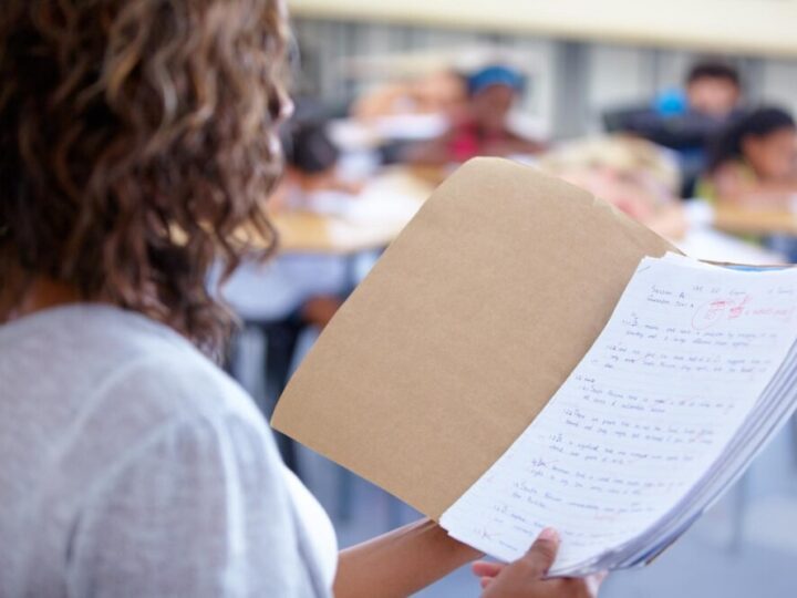 Nagrody Wójta Gminy Konopiska dla nauczycieli z okazji Dnia Edukacji Narodowej 2023