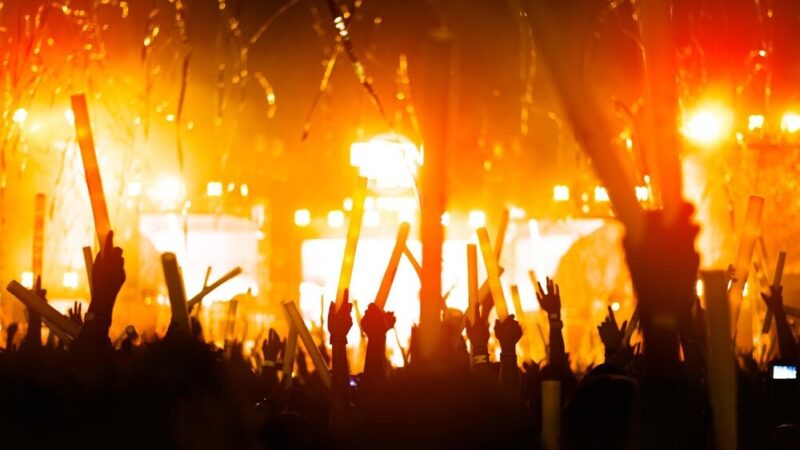 Sylwestrowa Noc Magii i Muzyki w Janowie!