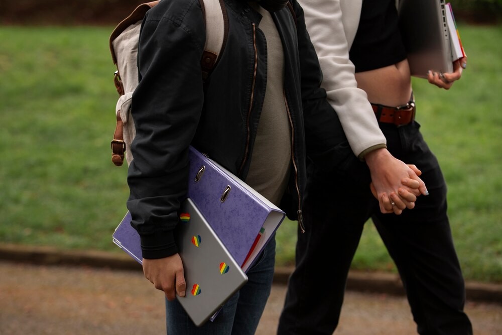 Młodzież z Lubojni odkrywa tajemnice pracy policji w Kłomnicach