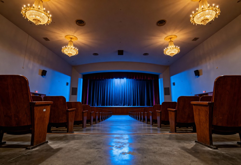 Magia teatru w „Planety i Gwiazdy” na scenie Gaude Mater