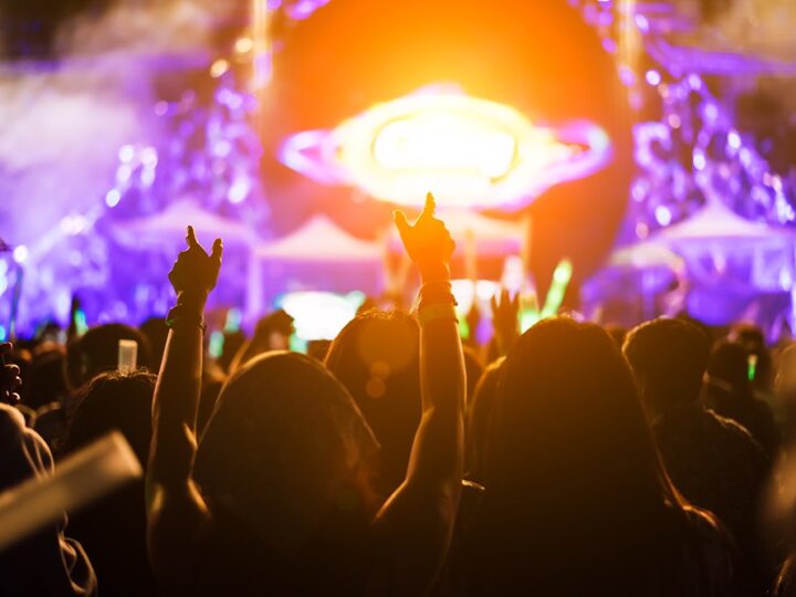 Sylwestrowa noc pełna muzyki: koncert w Blachowni na powitanie 2026 roku