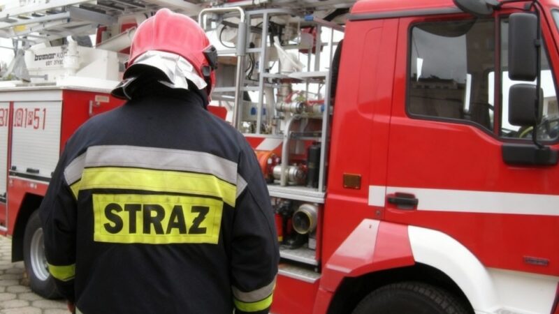 Prezydent Częstochowy w Jednostce Ratowniczo-Gaśniczej: Stabilność i zielone inwestycje w służbie bezpieczeństwa