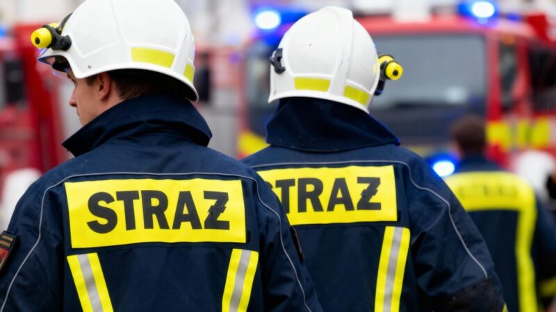 Wigilijne Spotkanie Strażaków w Słowiku: Wspólnota i Wdzięczność w Akcji