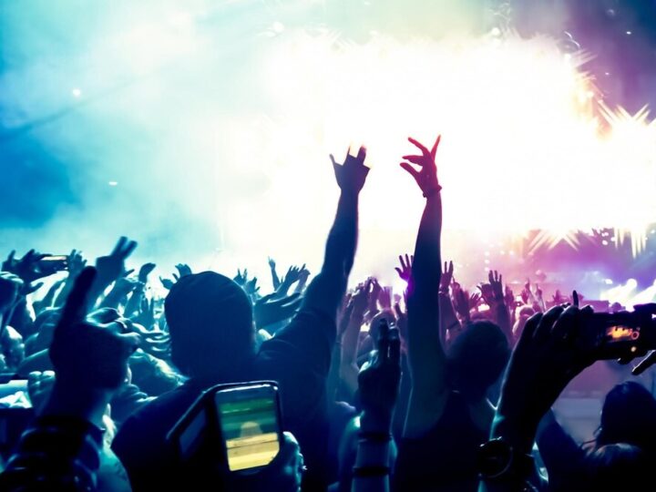 Winylowe Delicje: Muzyczna Uczta i Kulinarne Odkrycia w Częstochowie