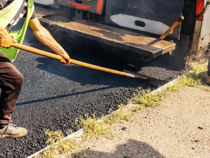 Przyrów stawia na zrównoważony transport: nowe centra przesiadkowe w budowie