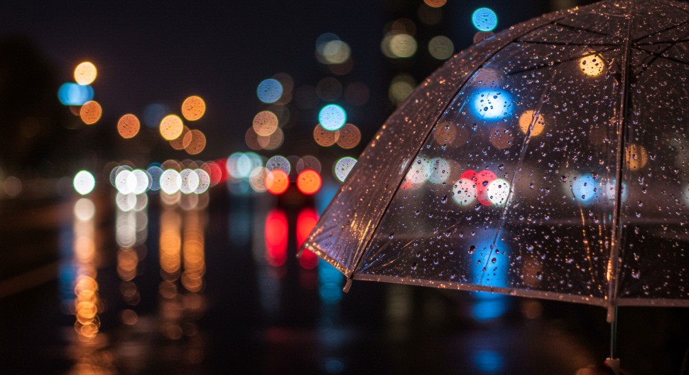 Marznący deszcz i gołoledź: Alert RCB na dzisiaj i noc