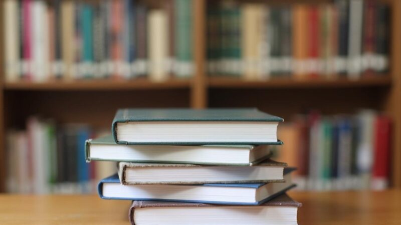 Luty z górskimi książkami – weź udział w wyzwaniu!