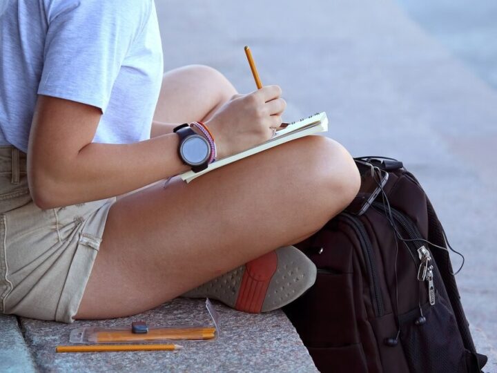 Zimowe eksploracje: kreatywne ferie w bibliotece dla dzieci