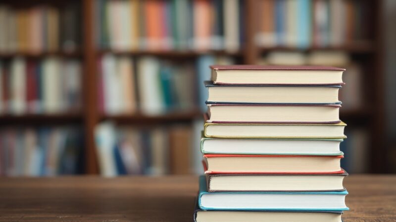 Filmowe odkrycia w sercu biblioteki: dołącz do nowego klubu!