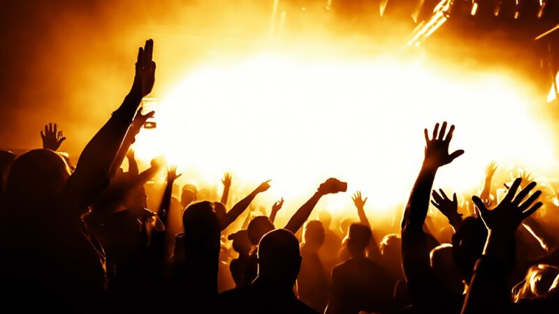 Muzyczne refleksje na żywo: TuiTeraz porwał publiczność emocjami