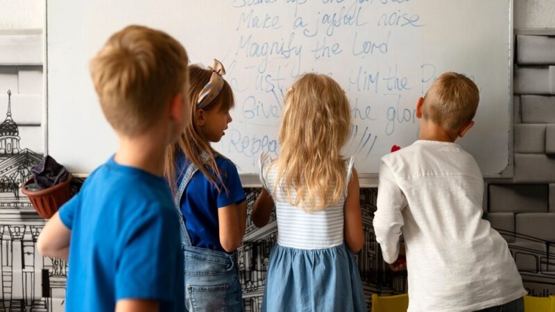 Dziecięce polecenia książek na Międzynarodowy Dzień Książki!