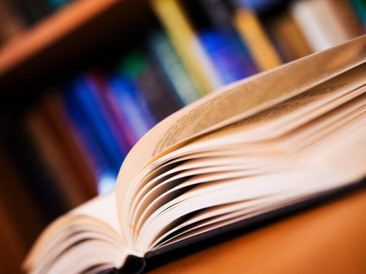 Warsztaty Literackie w Klubie „Złota Jesień” – Dołącz do Nas!