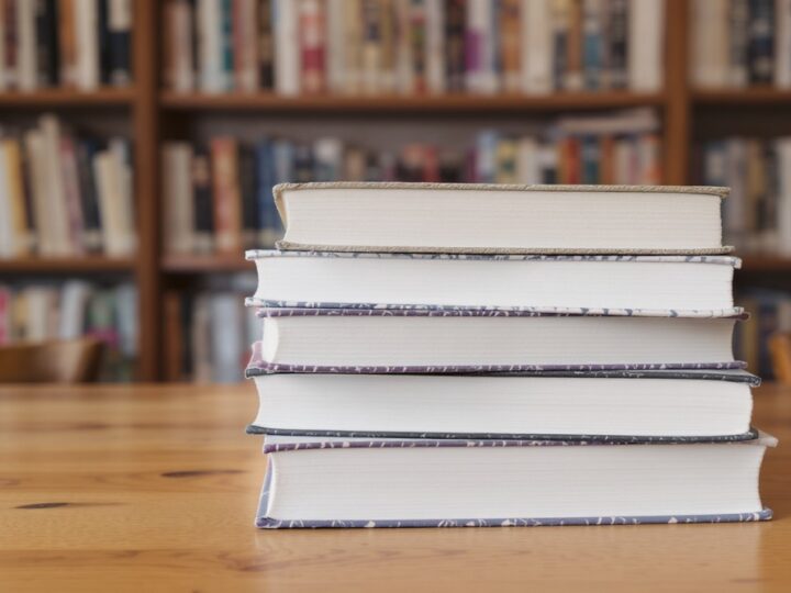 Literackie wieczory: Odkryj magię słowa w Częstochowie!