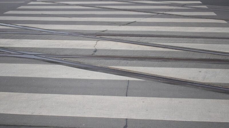 Uczniowie SP3 w Blachowni promują bezpieczeństwo na drodze poprzez kreatywne działania