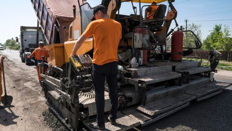 Wiosenne zmiany w Starczy: nowe wiaty i czystsze ulice