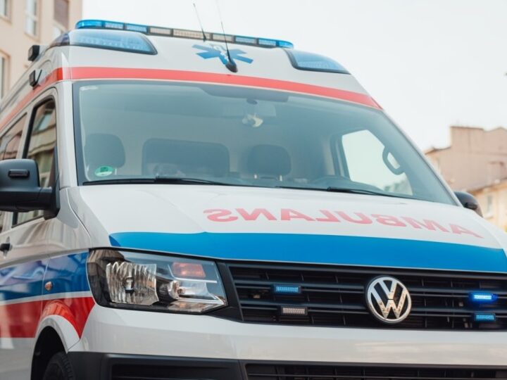 Ewakuacja po wybuchu gazu w Rzerzęczycach