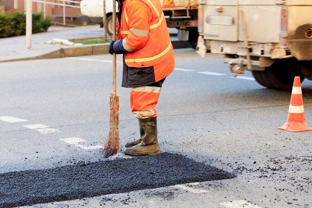 5,2 mln zł na modernizację dróg w Gminie Dąbrowa Zielona