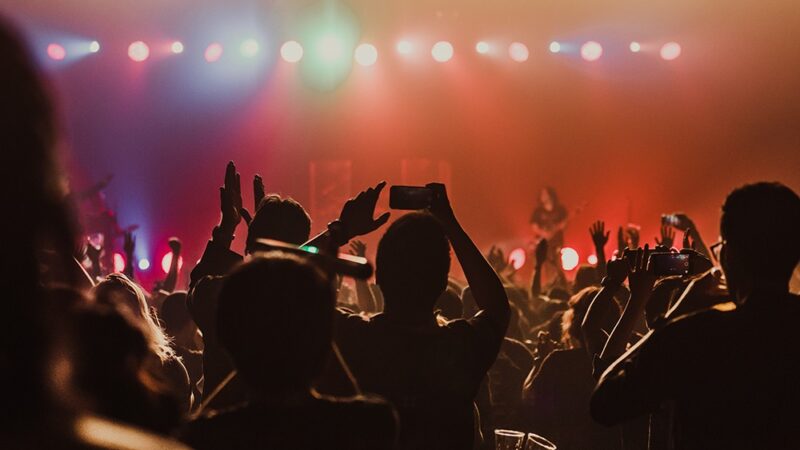 Olsztyn tętni życiem: Jurajski Festiwal Sztuki i Wina 2023!