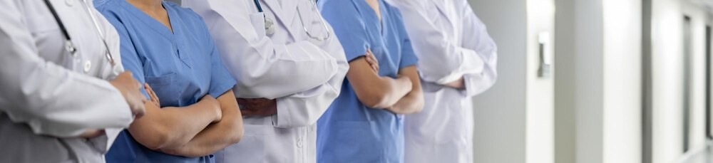 Jak zadbać o zdrowie w upalne dni? Kluczowe zasady bezpieczeństwa