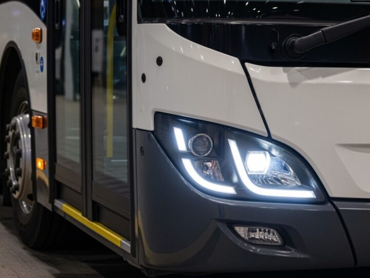 Linia 14 wraca na Rząsawę – Nowe połączenia po remoncie!